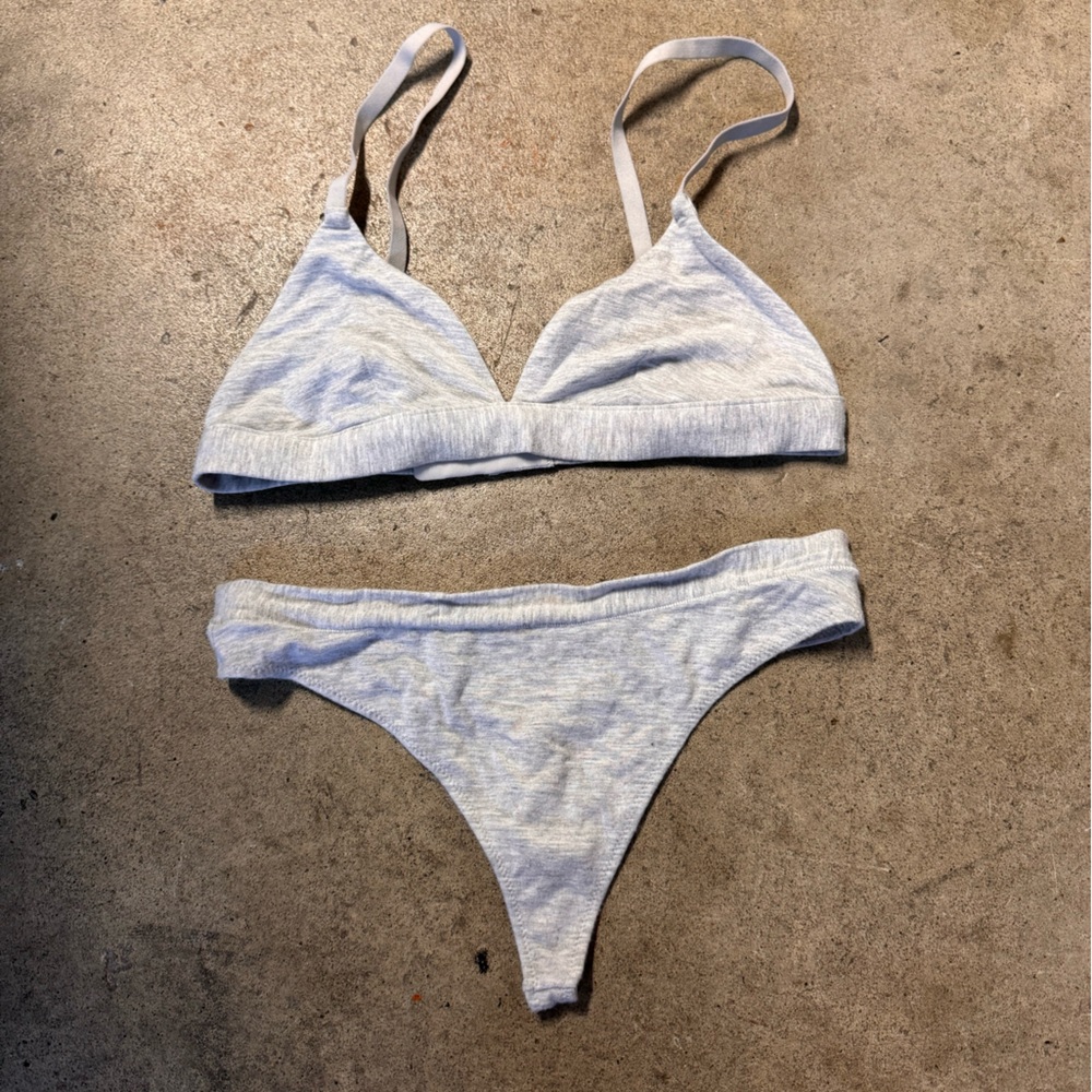 MeUndies Light Gray Bikini Set